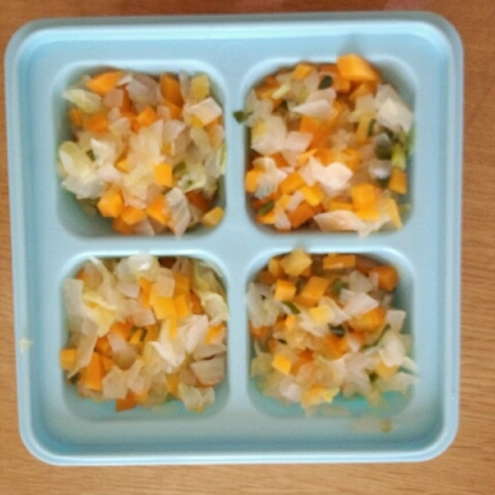 離乳食 後期 4種の野菜の冷凍方法 使用方法 レシピ 作り方 By Koko0730 楽天レシピ 離乳食 後期 4種の野菜の冷凍方法 使用方法 レシピ 作り方 By Koko0730 楽天レシピ